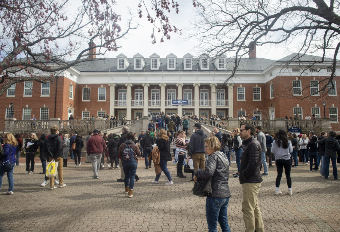 Guests touring outside Lee Hall.