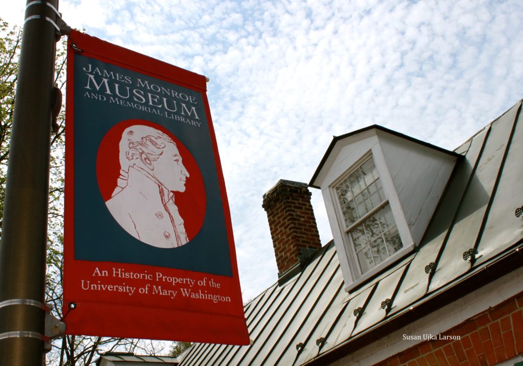 Image of James Monroe Museum flag.