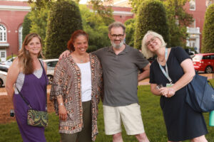 '90s alumni at their class party, held on Jefferson Square on Friday night. Photo by Karen Pearlman Photography.