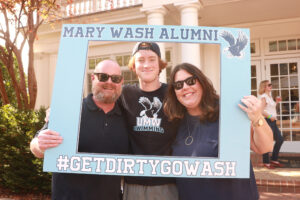 Mary Wash families connect at UMW Homecoming, which includes an Athletics Tailgate and slate of NCAA games. Photo by Karen Pearlman.