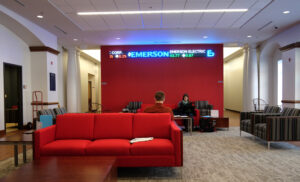 UMW's Woodard Hall is home to the College of Business. Photo by Norm Shafer.